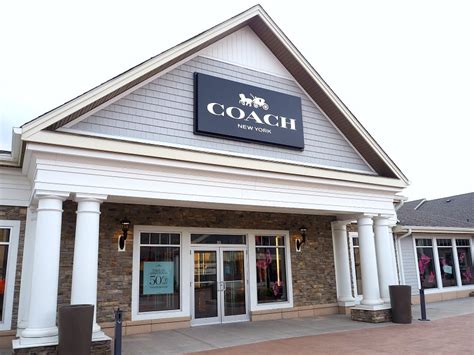 coach outlet woodbury commons sale.